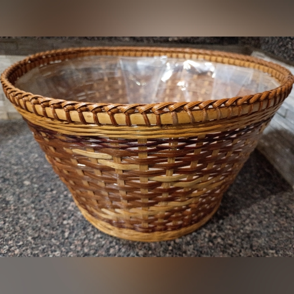 Vintage Woven Lined Basket